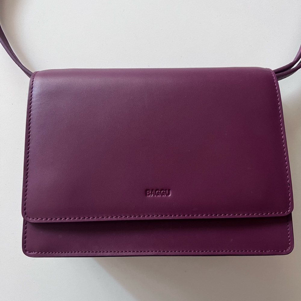 BAGGU Small Structured Leather Bag - Cranberry - image 4